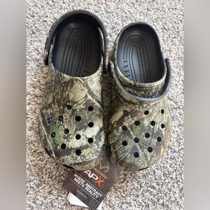 CROCS Kids Camouflage Water Shoes